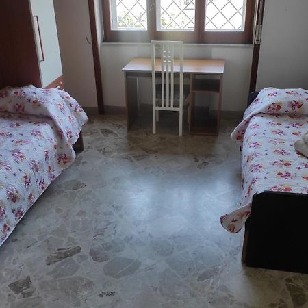 Ferienwohnung Sakura House Near Vesuvius, Herculaneum And Pompeii Free Parking Torre del Greco Exterior foto