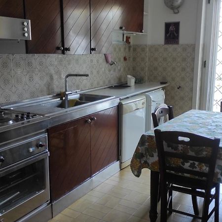 Ferienwohnung Sakura House Near Vesuvius, Herculaneum And Pompeii Free Parking Torre del Greco Exterior foto