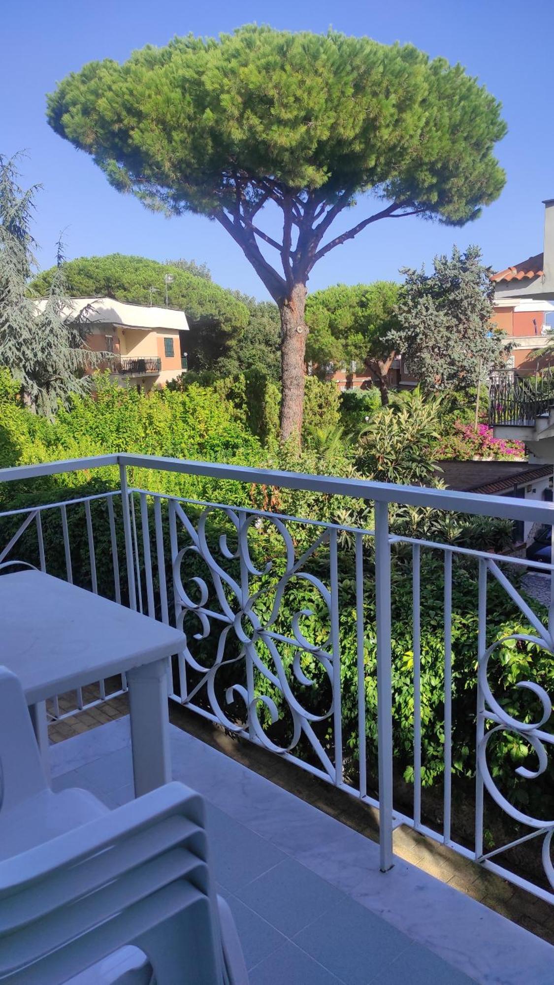 Ferienwohnung Sakura House Near Vesuvius, Herculaneum And Pompeii Free Parking Torre del Greco Exterior foto